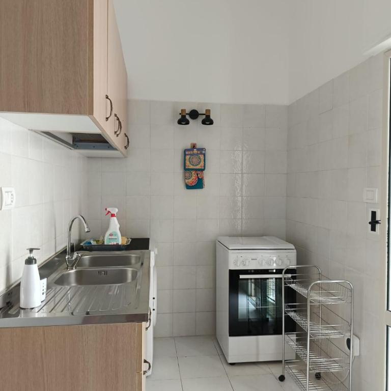 Casina Serafina, vista mare Torre dell'orso - Appartamento con 2 Camere da Letto - 16