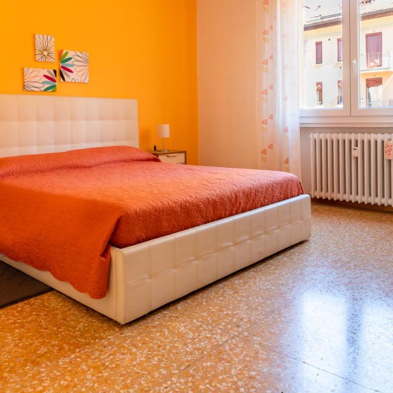San Felice Central Room - Camera Matrimoniale con Bagno in Comune - 6
