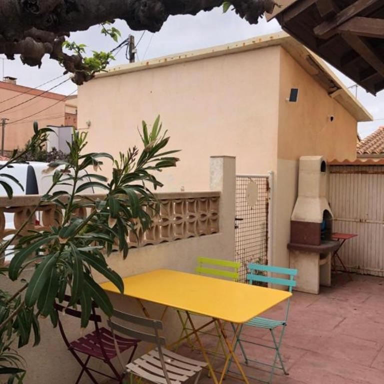 Villa Magaly T3 à 50 m de la plage et de Valras centre avec linge de lit et ménage inclus - Two-Bedroom Apartment - 9