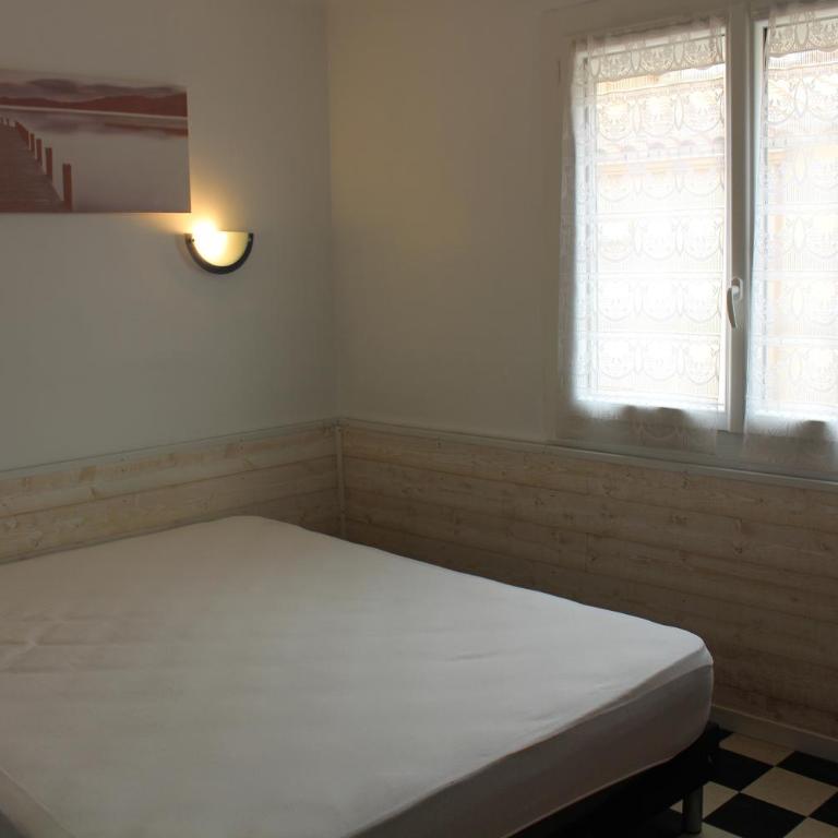Villa Magaly T3 à 50 m de la plage et de Valras centre avec linge de lit et ménage inclus - Two-Bedroom Apartment - 16