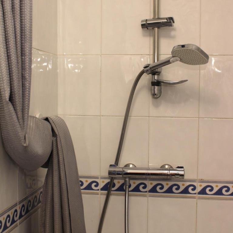 Villa Magaly T3 à 50 m de la plage et de Valras centre avec linge de lit et ménage inclus - Two-Bedroom Apartment - 17