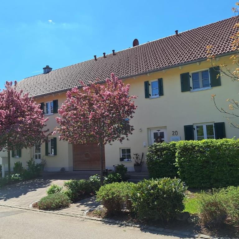 Ferienwohnungen Allgäublick am Radweg mit Fahrradgarage und Garten - Apartment mit 1 Schlafzimmer und Gartenblick - 31