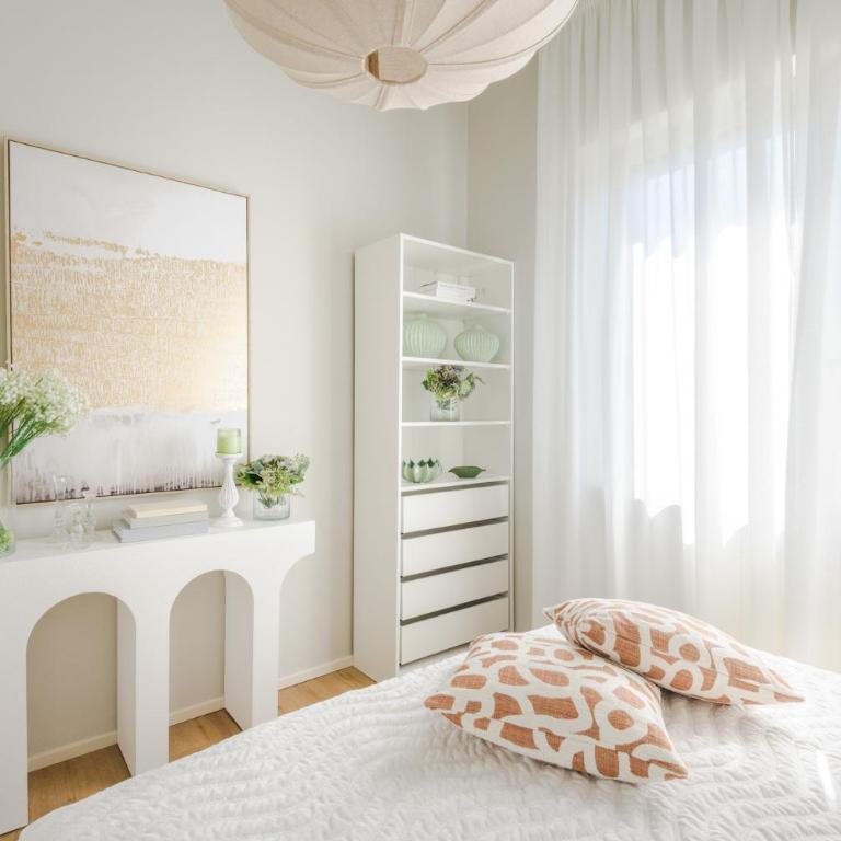 The East Lawn Apartment - Appartamento Premium con 3 Camere da Letto e Balcone - 21