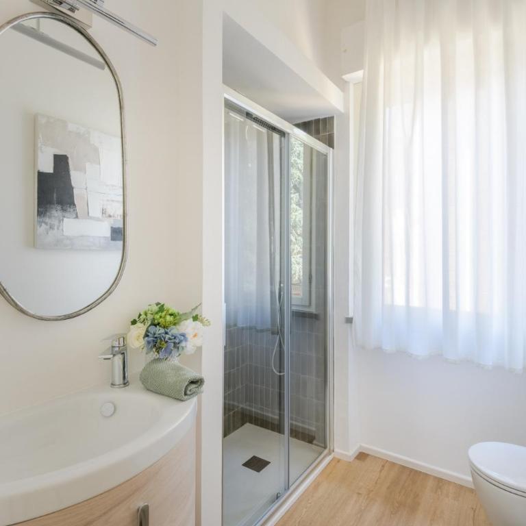The East Lawn Apartment - Appartamento Premium con 3 Camere da Letto e Balcone - 22