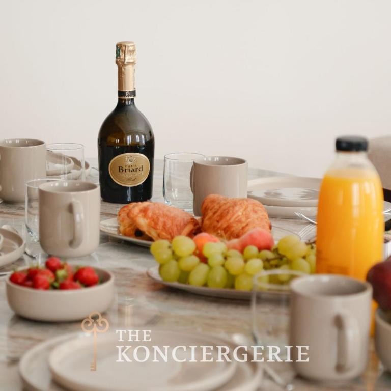 LE BEAU CHAMPS-ELYSEES - Luxury Apartment, AIR COND, LIFT - Appartement - 24