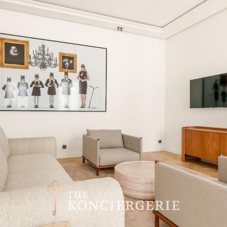 LE BEAU CHAMPS-ELYSEES - Luxury Apartment, AIR COND, LIFT - Appartement - 16