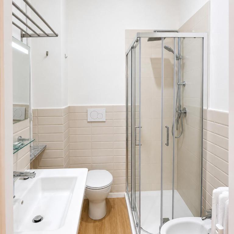 Roma In Una Stanza Guesthouse - Triple Room - 7
