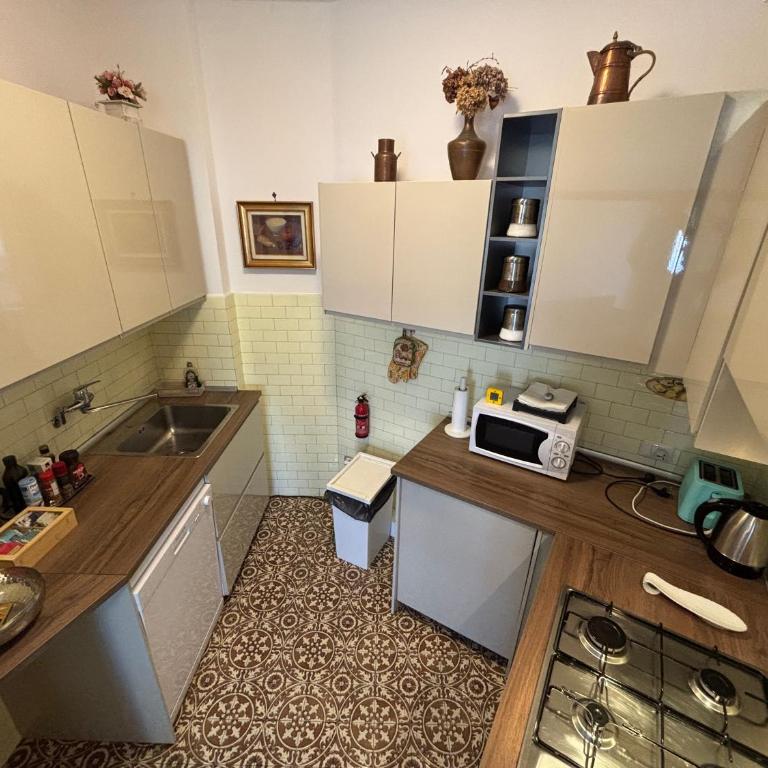 Roberta's House, a few steps from the lake - Appartamento con 1 Camera da Letto - 9