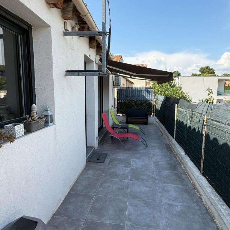 Maisonnette Type T2 bis 4 à 5 personnes Marseille 15th - Appartement 1 Chambre avec Terrasse - 12