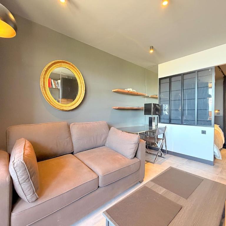Vrai cocon en centre-ville avec jolie vue - Apartment mit 1 Schlafzimmer, Balkon und Bergblick - 16