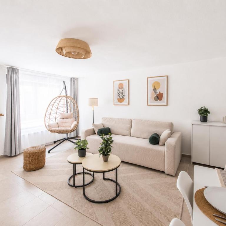 Zentral & modern I perfekt für City-Trip I Familien & Freunde & Business I Fußball-Tisch - Appartamento Familiare con 2 Camere da Letto - 2