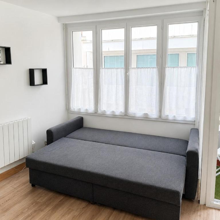 Plage à 100 m, tout à pied, linge et ménage inclus - Three-Bedroom Apartment - 13