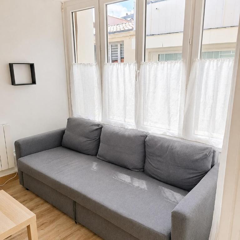 Plage à 100 m, tout à pied, linge et ménage inclus - Three-Bedroom Apartment - 19