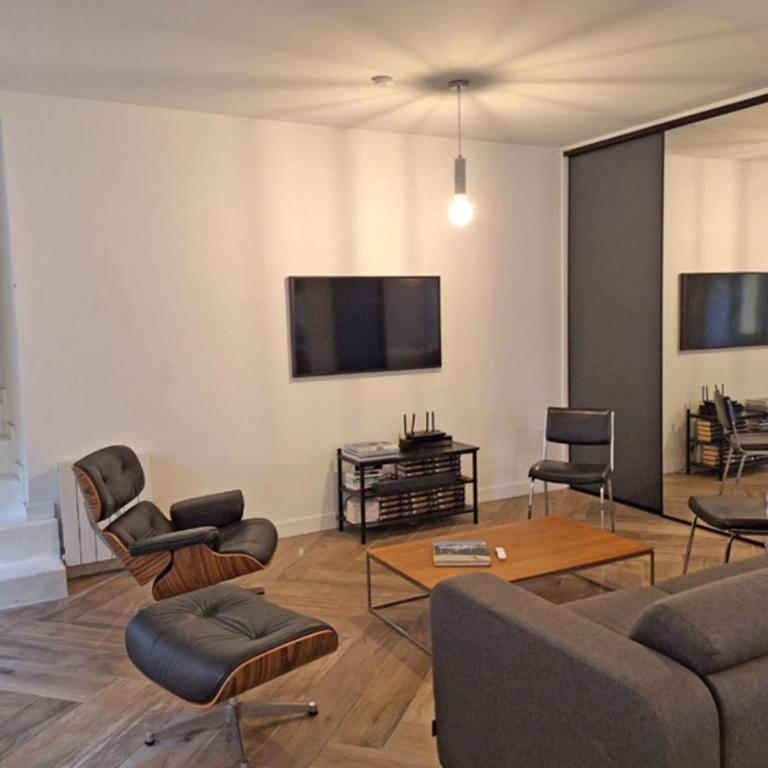 Appartement rue piétonne de Bourg-Saint-Maurice - Appartement - 7