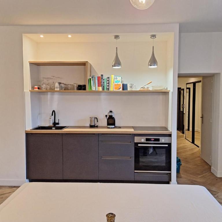 Appartement rue piétonne de Bourg-Saint-Maurice - Appartement - 9