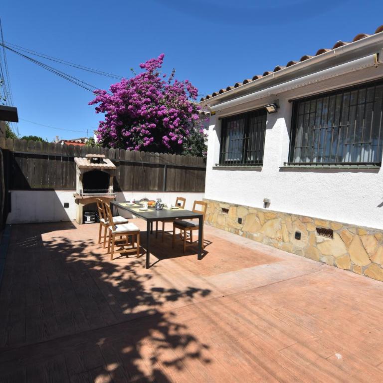 Empuriabrava Byblos Acogedora casa con jardín privado y piscina comunitaria en Empuriabrava Costa Brava - Casa de 2 dormitorios - 24