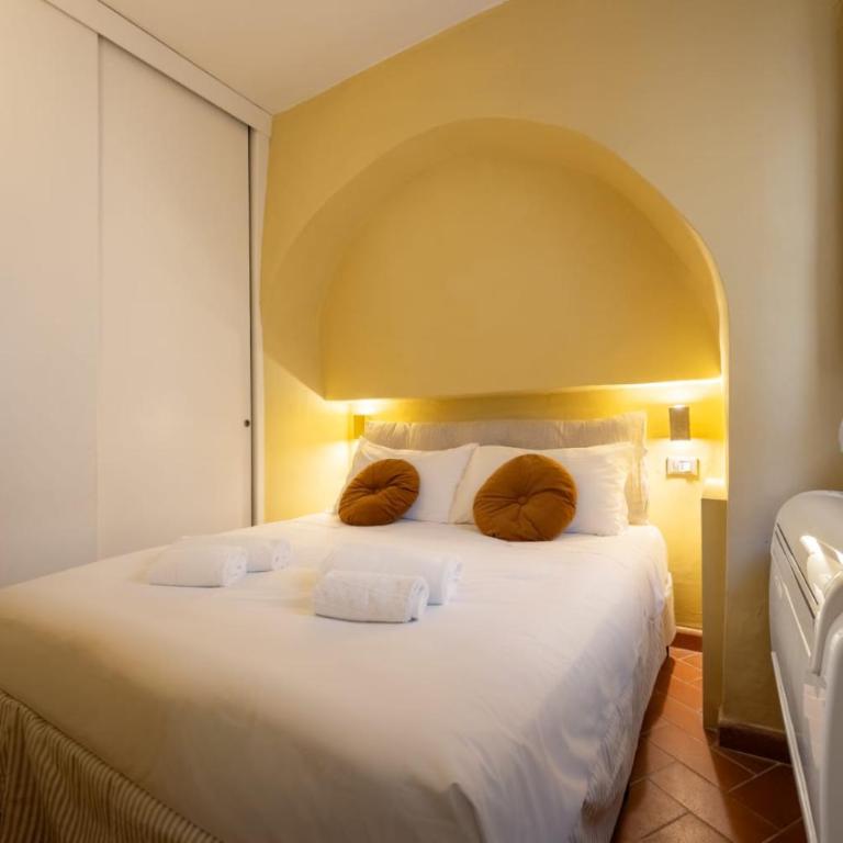 Ponte Vecchio Charming Flat- restyling june 2026 - One-Bedroom Apartment - 15