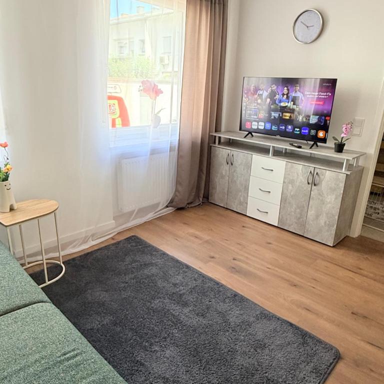 Neues City-Apartment nahe der Fuggerei I Stellplatz I frisch renoviert I Zentrumnähe - Appartamento con 2 Camere da Letto e Terrazza - 7