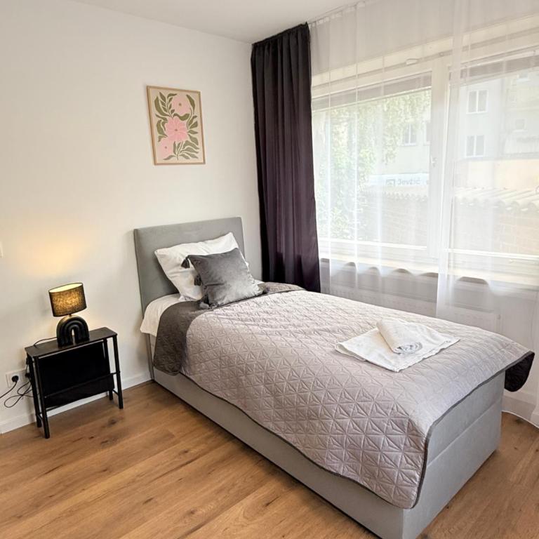 Neues City-Apartment nahe der Fuggerei I Stellplatz I frisch renoviert I Zentrumnähe - Appartamento con 2 Camere da Letto e Terrazza - 3
