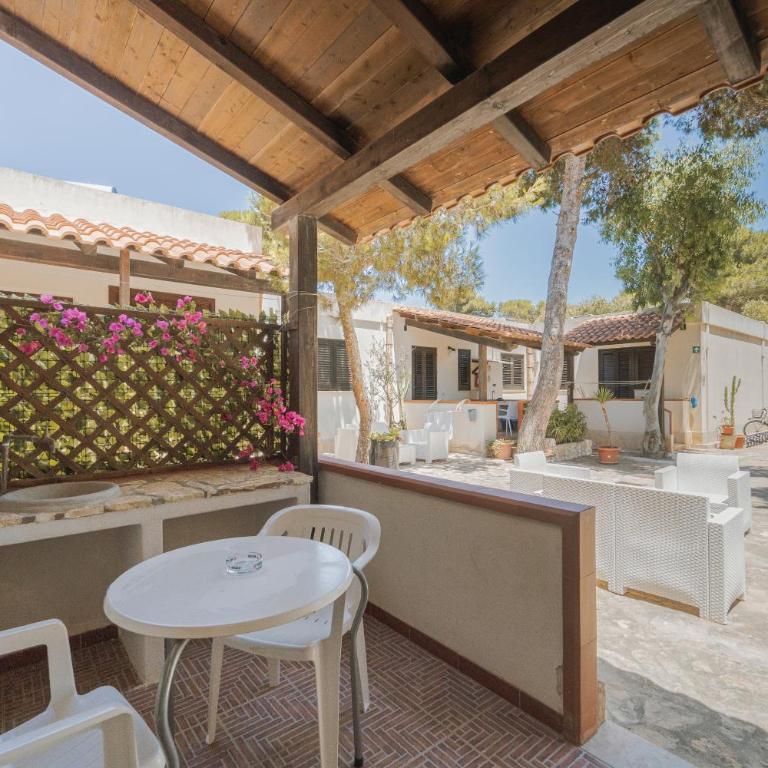 Camping Villaggio Egad - Quadruple Room - 5
