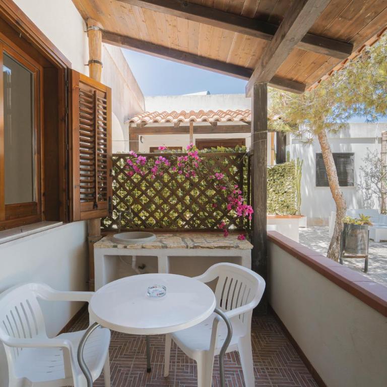 Camping Villaggio Egad - Quadruple Room - 4