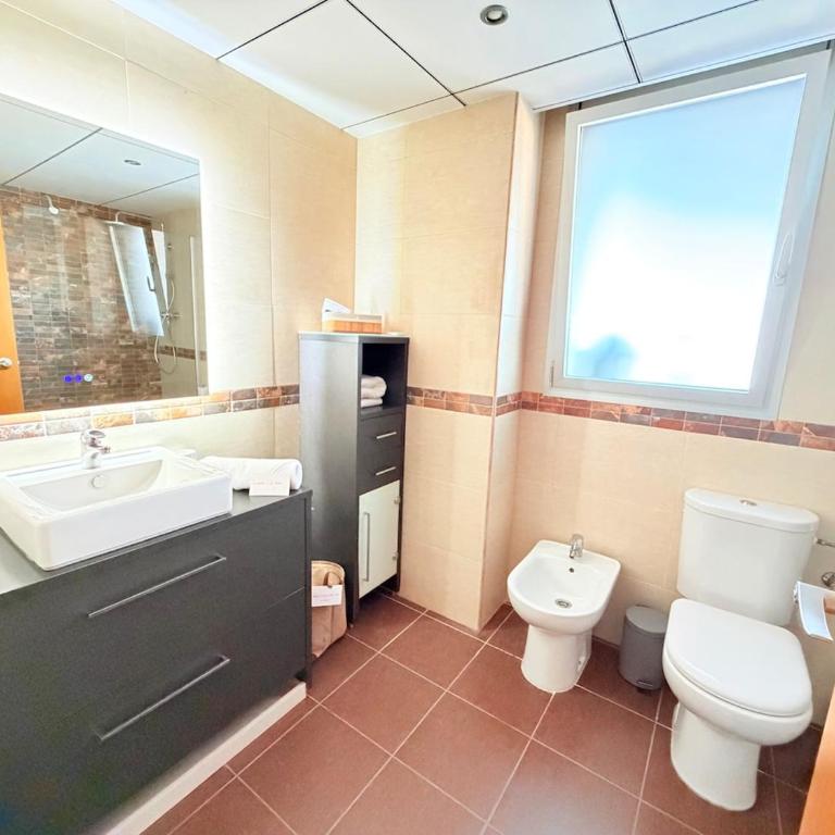 Ático con gran terraza, mar y montaña en La Ràpita - Apartamento de 2 dormitorios con terraza - 4