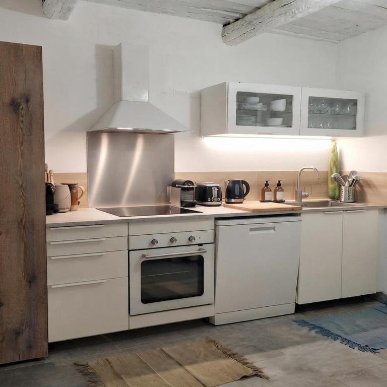 Maison au centre ville, étoilée, une chambre - Maison 1 Chambre - 2