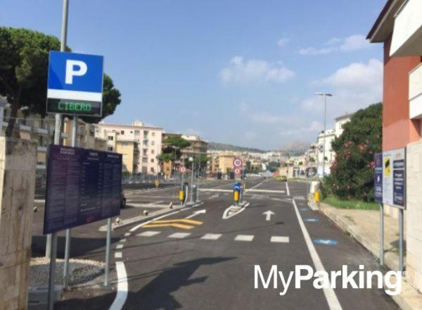 Residenza Ginevra in zona VIP, 4 camere, 4 bagni, fronte mare - Deluxe King Suite - 14