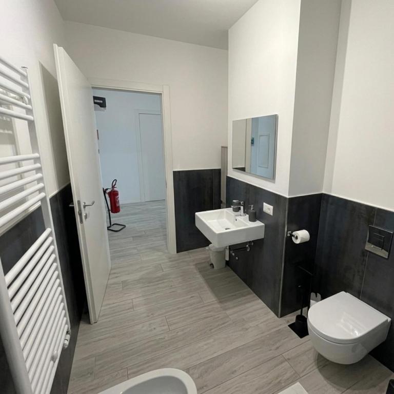 Marisabella Suite 6 - 8 - 12 - Appartamento con 1 Camera da Letto, Vista Mare e Terrazza - 13