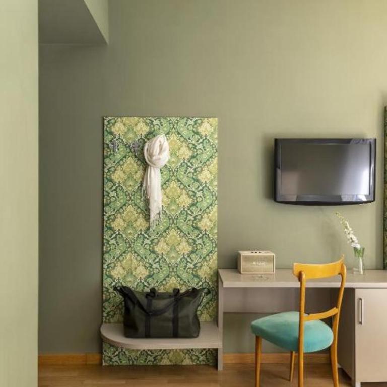 TriplyRooms Collection - Roma Colosseo - Double or Twin Room - 14