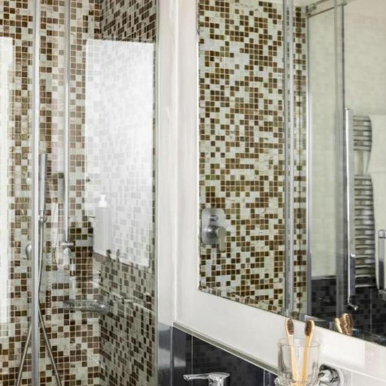 TriplyRooms Collection - Roma Colosseo - Double or Twin Room - 20
