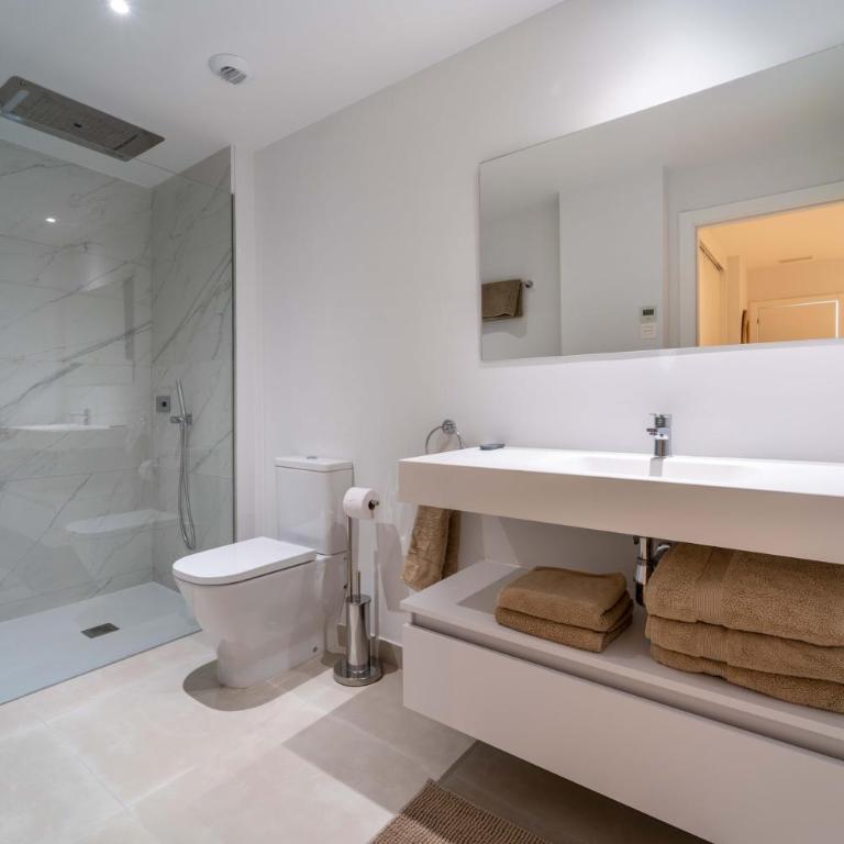 The West Breeze 2bedroom Poolview Terrace, Higueron West, Fuengirola - Apartamento de 2 dormitorios - 13