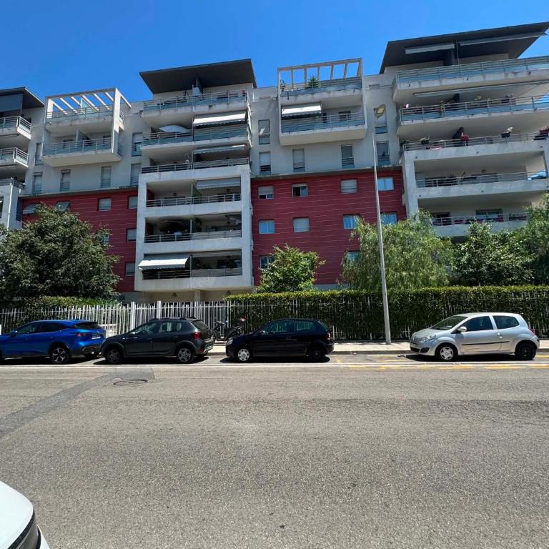 Appartement moderne avec terrasse, parking et clim - Apartamento de 1 dormitorio - 48