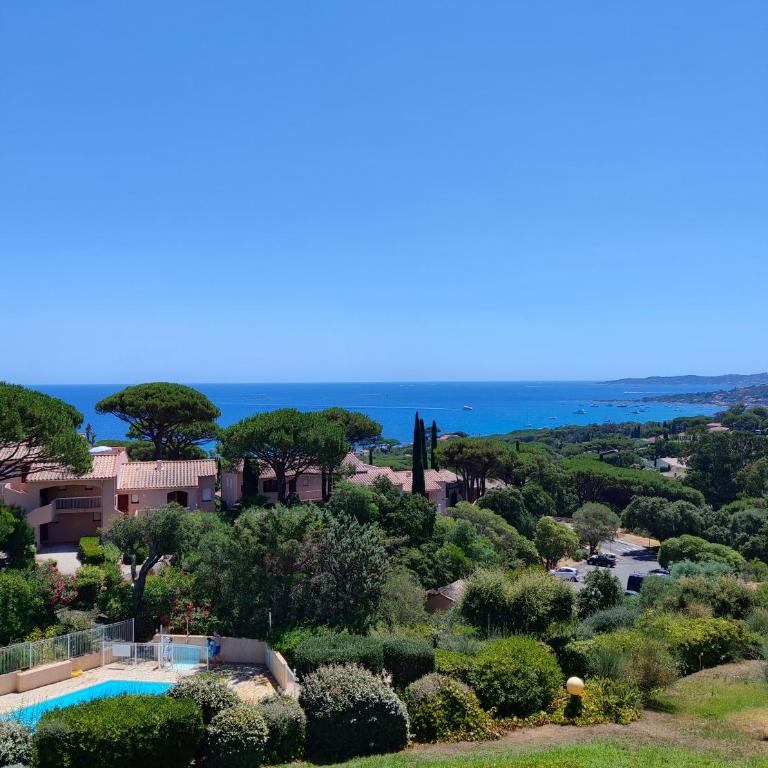 CHARMANT STUDIO AVEC TERRASSE et VUE MER EXCEPTIONNELLE - Estudio - 17