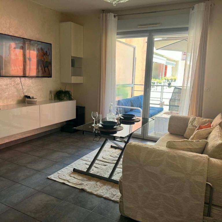 Appartement moderne avec terrasse, parking et clim - Apartamento de 1 dormitorio - 19