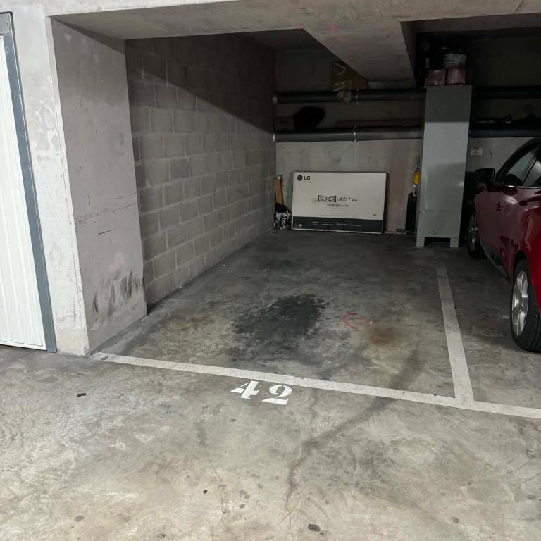Appartement moderne avec terrasse, parking et clim - Apartamento de 1 dormitorio - 28