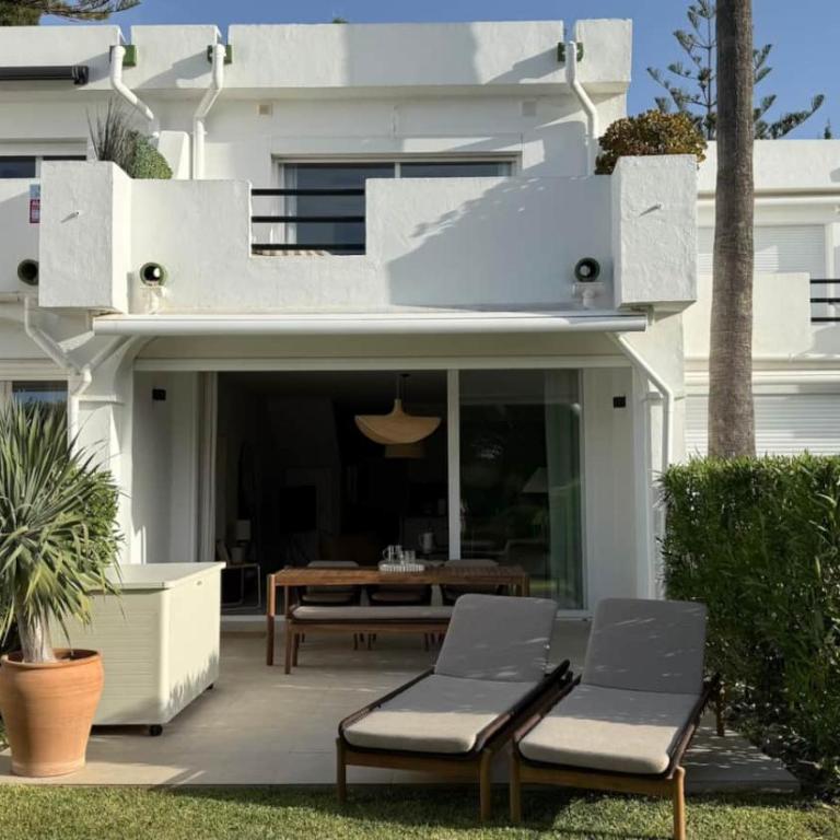 Townhouse Los Algarrobos - Casa - 1