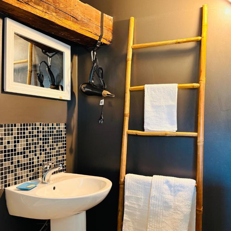 L'Espace et le Calme - Grand T2 cœur de Crest - Appartement 2 Chambres - 24