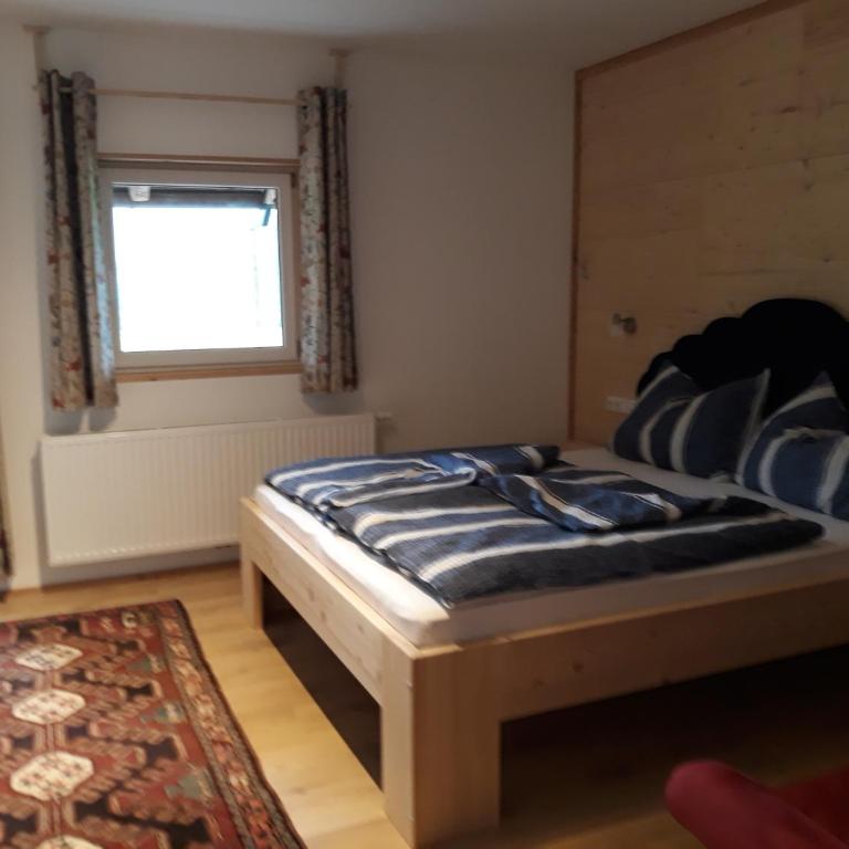 Sissy - One-Bedroom Apartment - 12