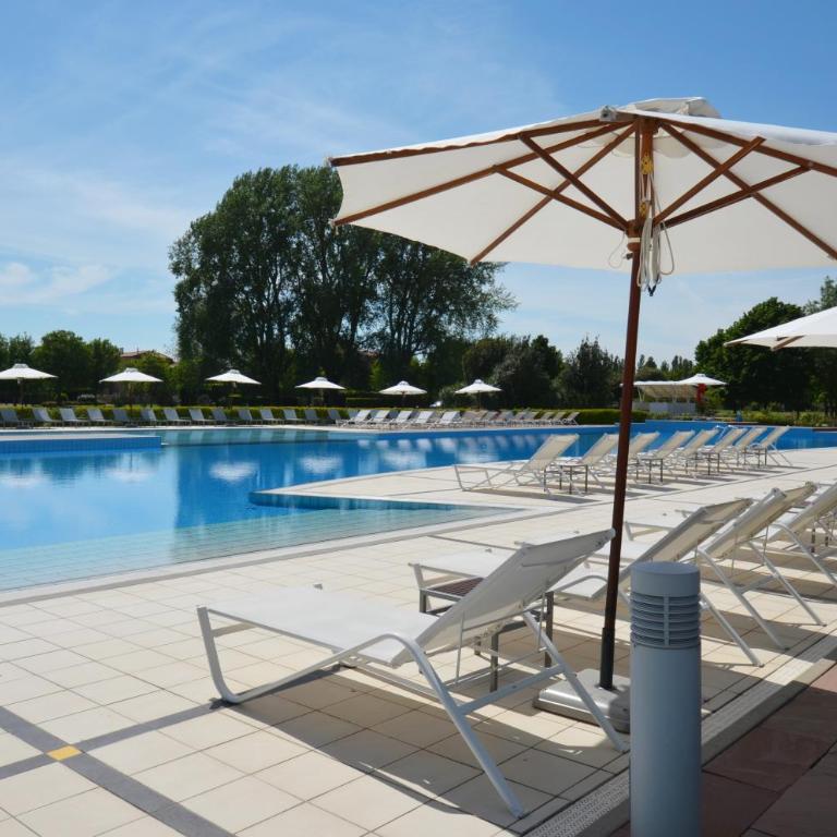 Golf Jesolo Village - Two-Bedroom Apartment with Garden View - 33
