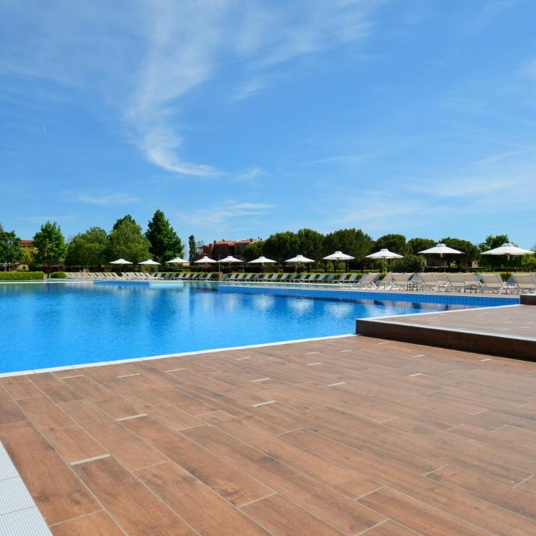 Golf Jesolo Village - Two-Bedroom Apartment with Garden View - 32