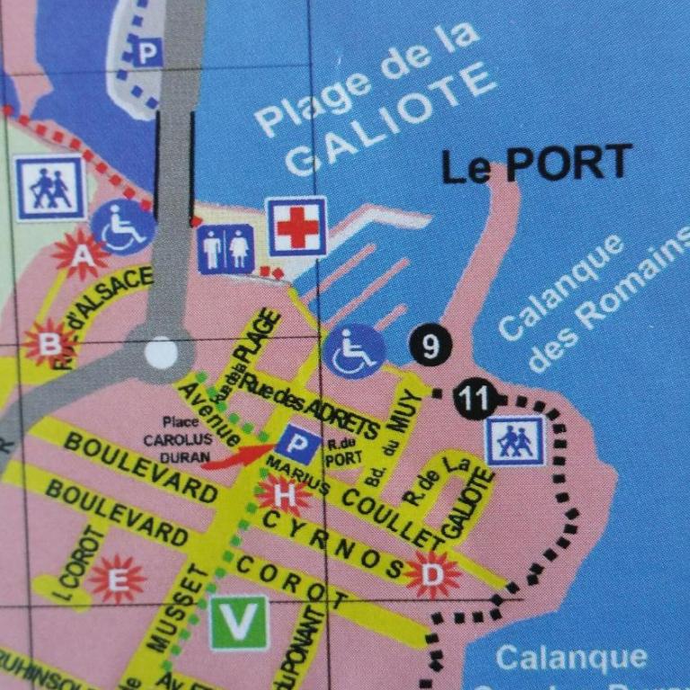 sea view, exceptional terrace, direct beach access - Appartamento con 1 Camera da Letto - 11