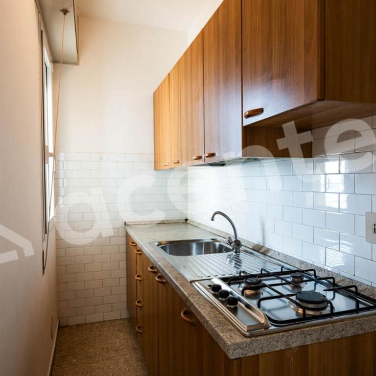 Condominio Aurora B - Appartamento con 2 Camere da Letto, Terrazza e Vista Mare - 6