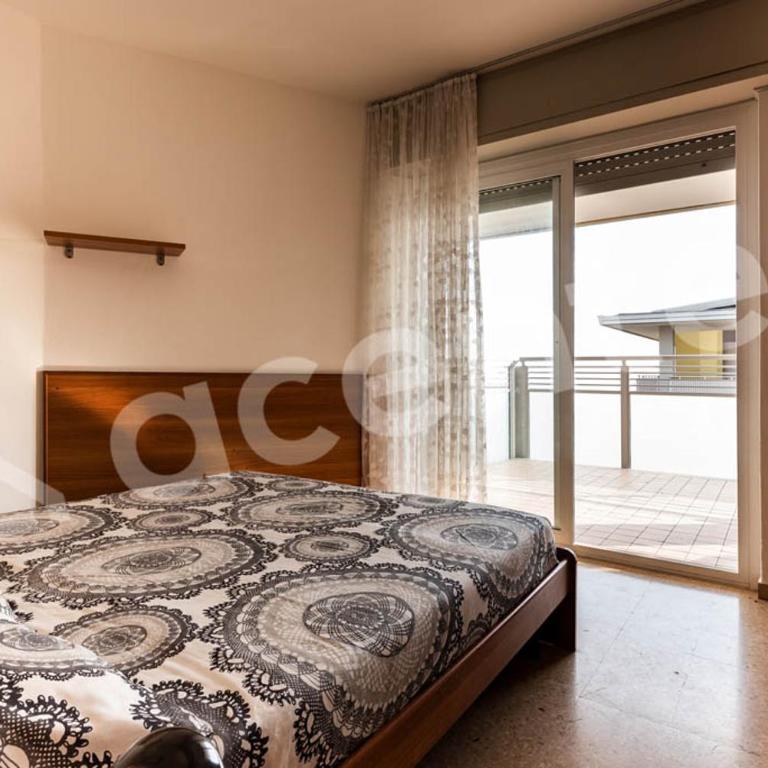 Condominio Aurora B - Appartamento con 2 Camere da Letto, Terrazza e Vista Mare - 7