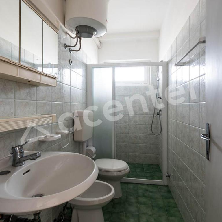 Condominio Aurora B - Appartamento con 2 Camere da Letto, Terrazza e Vista Mare - 13