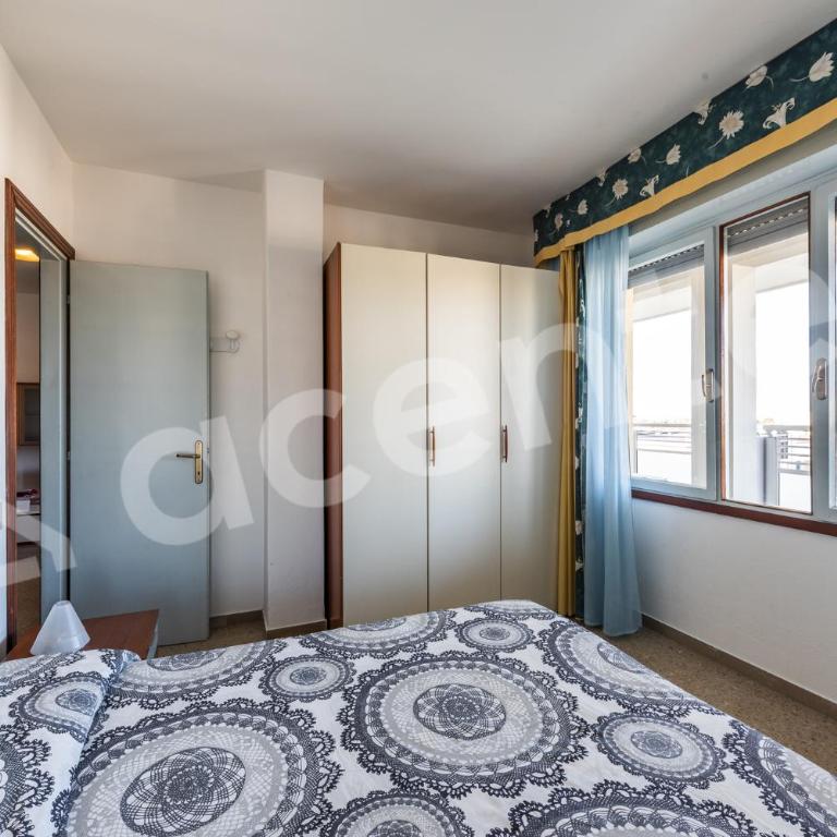 Condominio Aurora B - Appartamento con 2 Camere da Letto, Terrazza e Vista Mare - 9