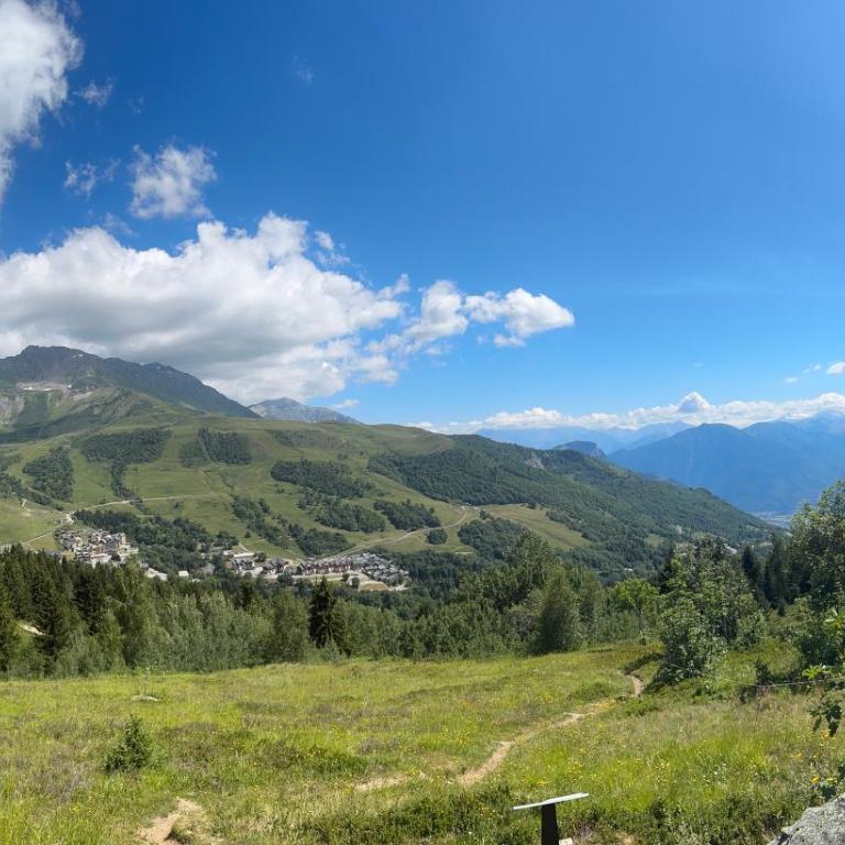 Appart SFL 1650m - Appartement 2 Chambres - 30