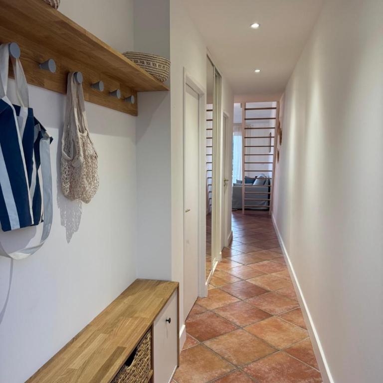 Plage 300m - Terrasse, Parking, Piscine et Climatisation - Two-Bedroom Apartment - 7