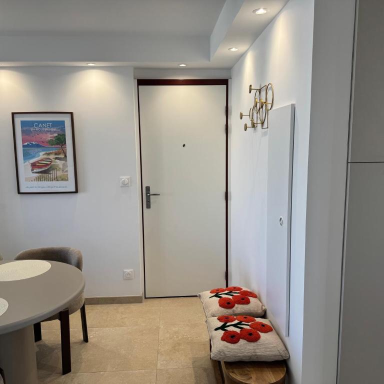 Horizon Méditerranée Piscine & Plage à Pied - Two-Bedroom Apartment - 6