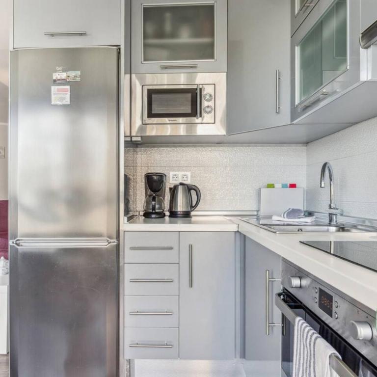 Torrox Piso | Beach & Pool Stay in Torrox Costa - Appartamento con 2 Camere da Letto e Vista Oceano - 8
